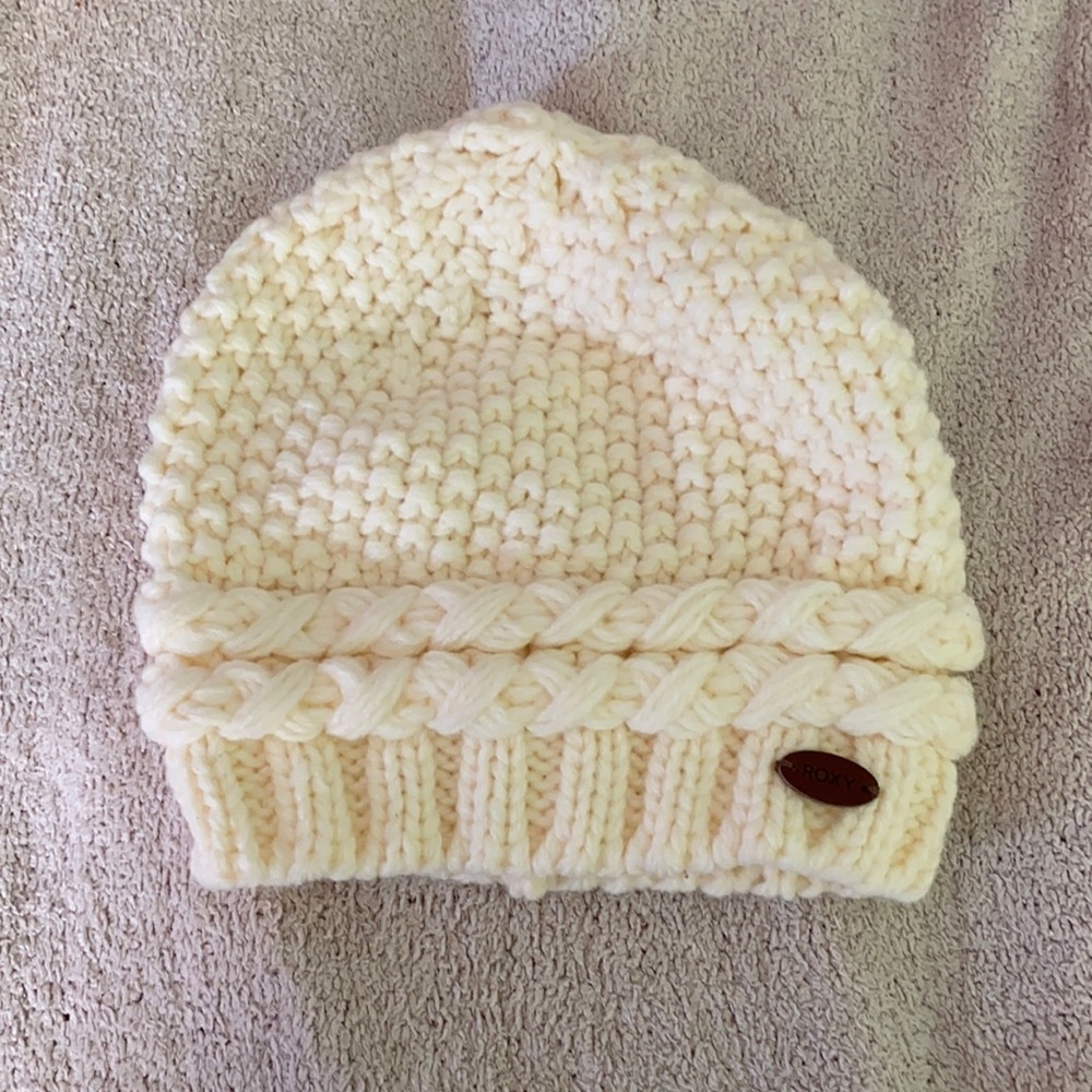 Roxy beanie